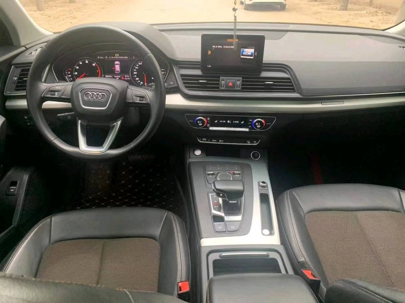 保定20年奥迪Q55