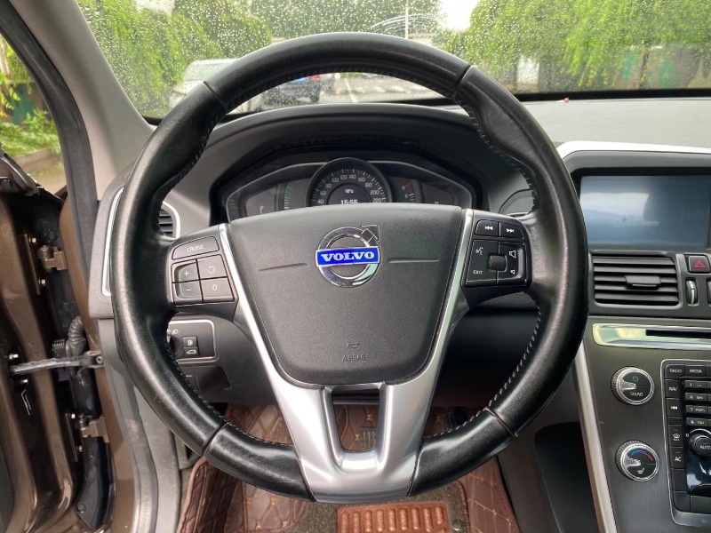 沈阳15年沃尔沃XC604