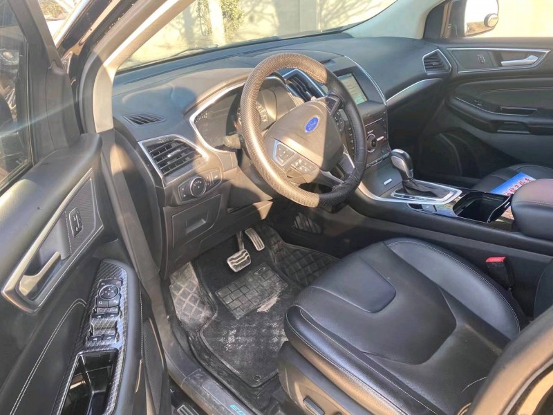 保定16年福特锐界5