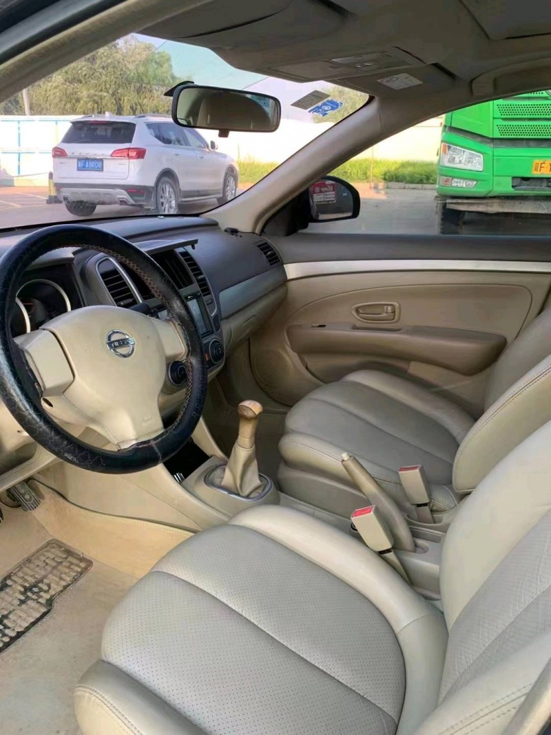 保定13年日产轩逸3