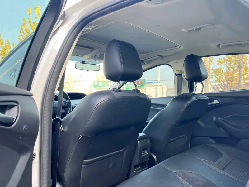 邯郸17年福特福克斯4