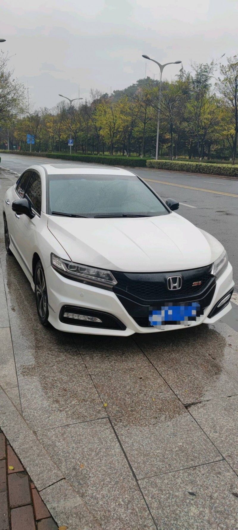 东营18年本田思铂睿3