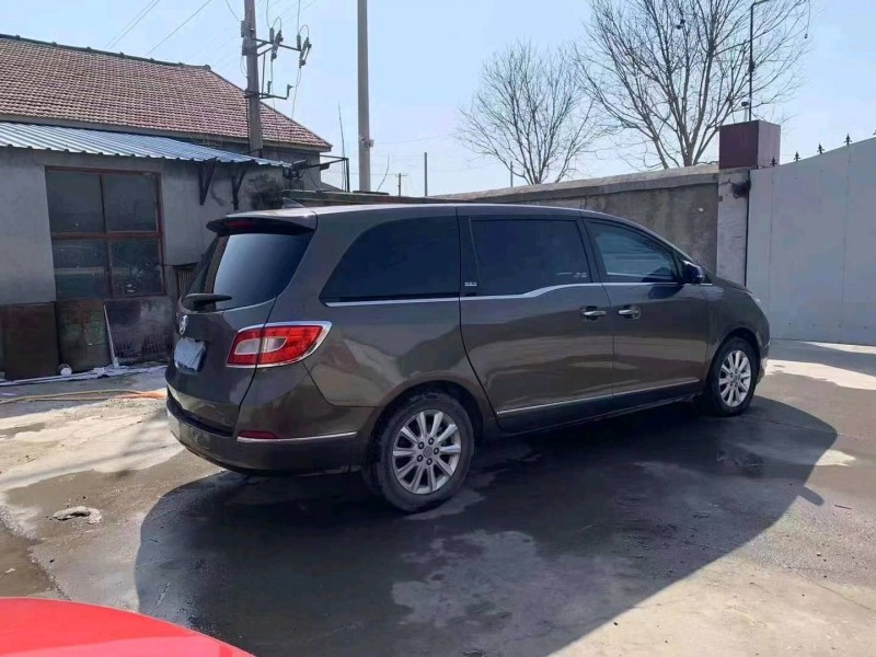 枣庄13年别克GL86