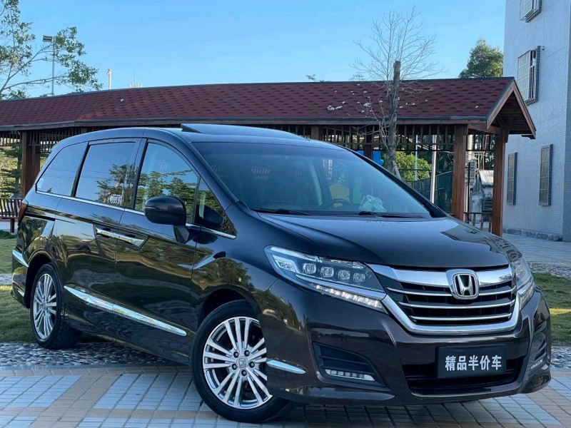 汕头17年本田艾力绅2