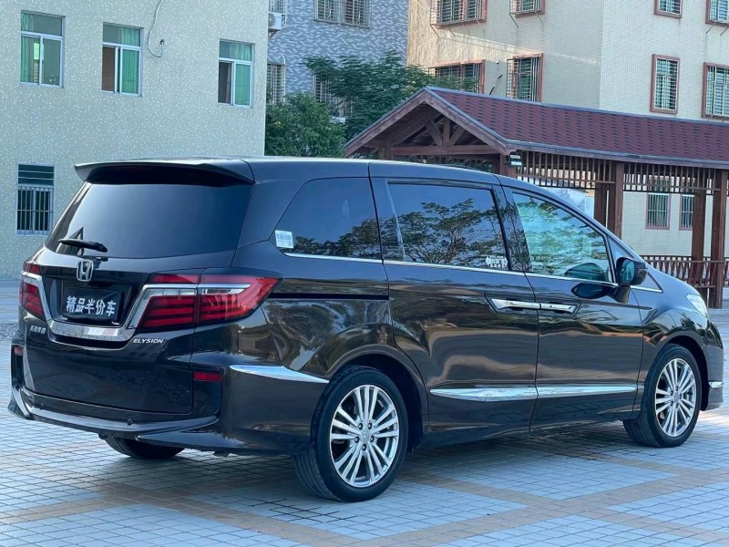 汕头17年本田艾力绅9