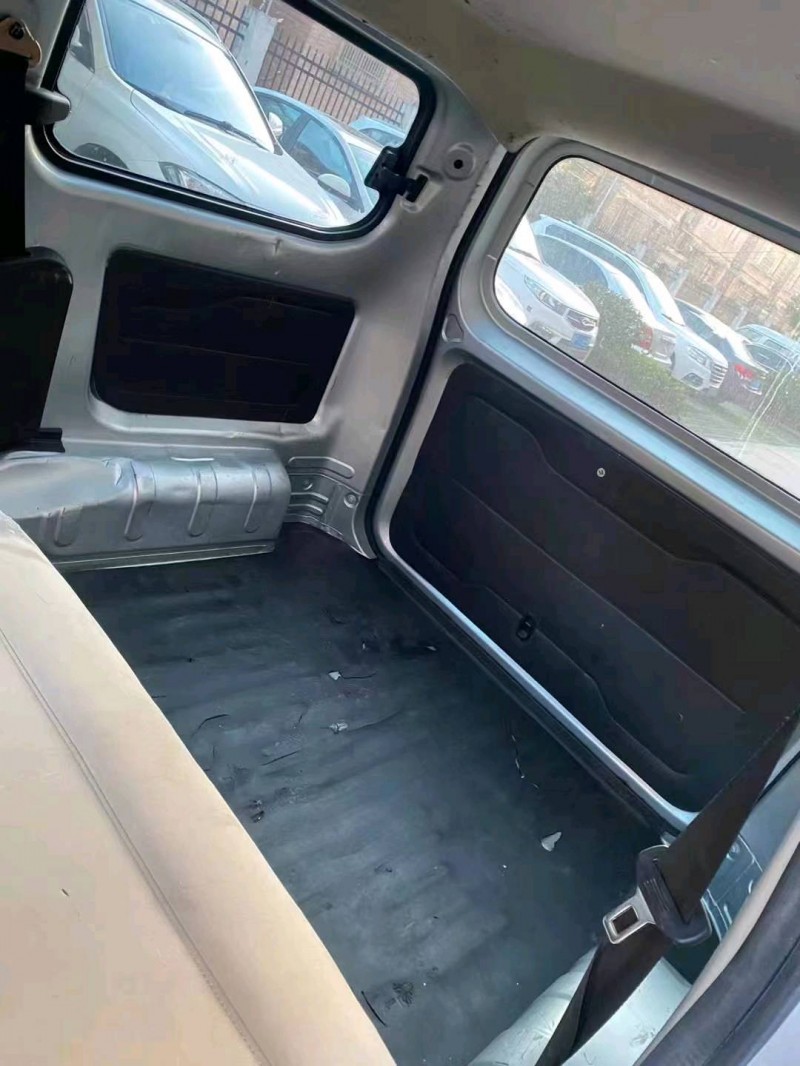 嘉兴19年五菱汽车宏光4