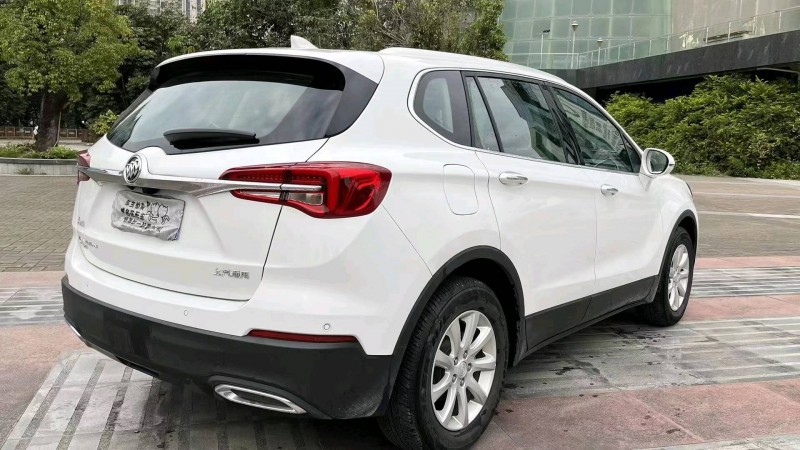 东莞21年别克昂科威8