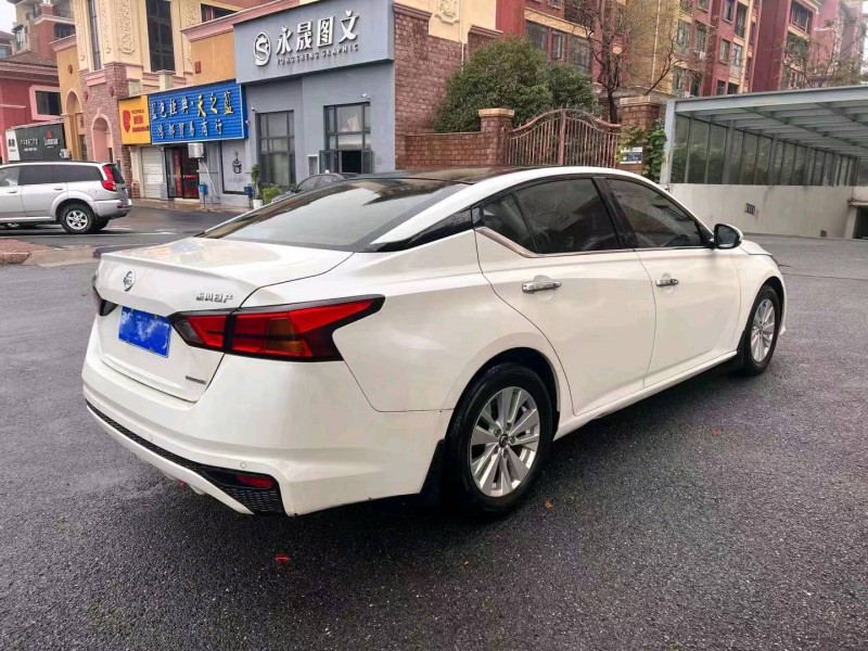 嘉兴20年日产天籁5