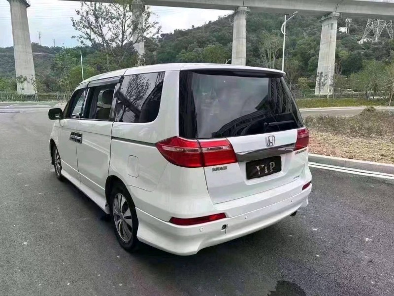 嘉兴15年本田艾力绅5