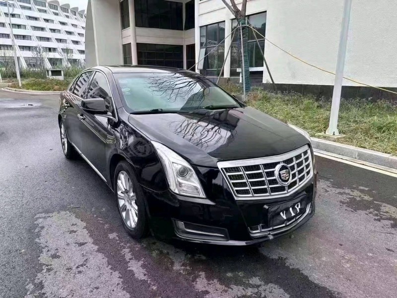嘉兴14年凯迪拉克XTS3