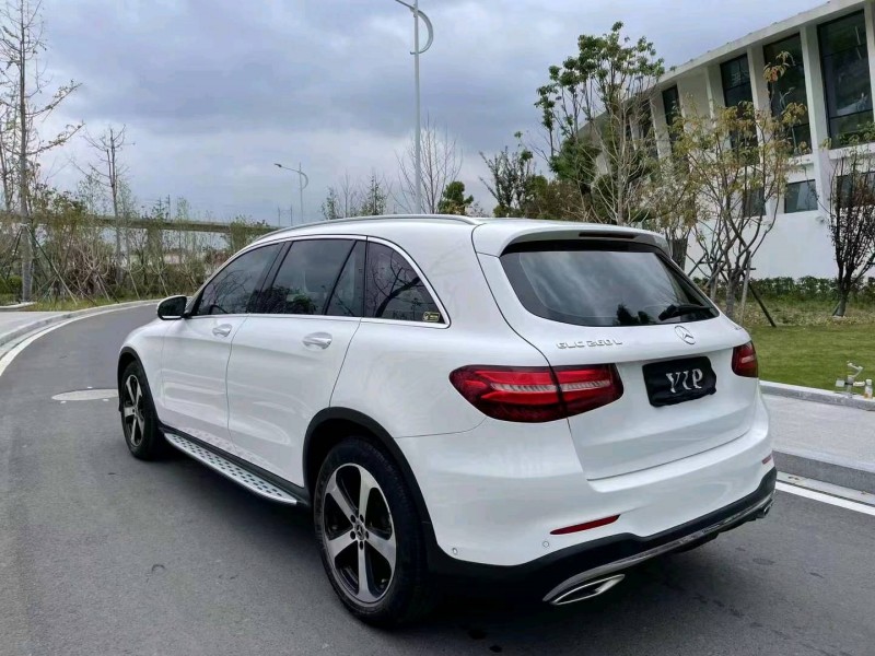 嘉兴19年奔驰GLC1