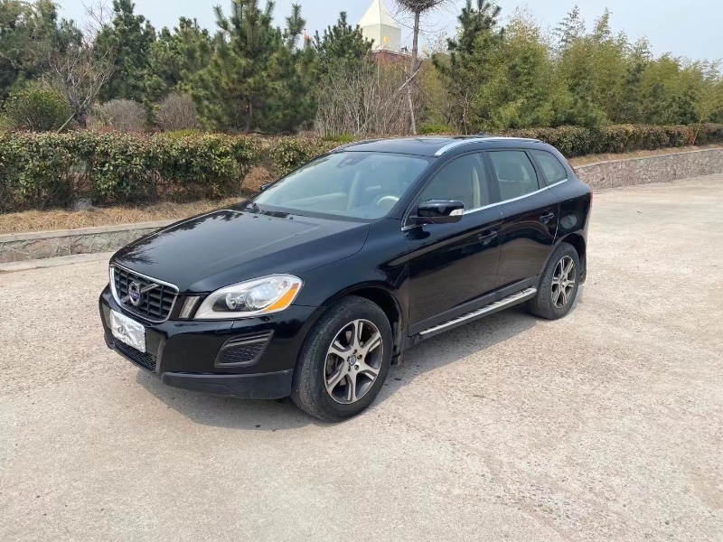 青岛12年沃尔沃XC603