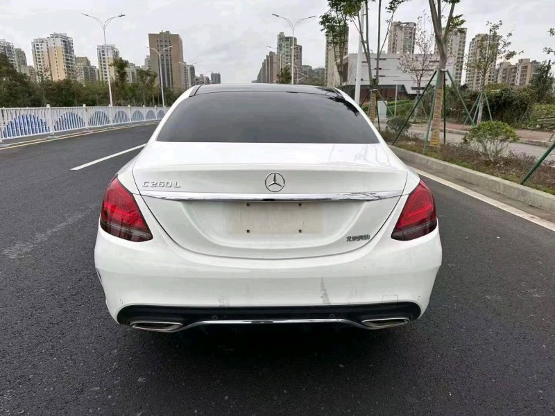 嘉兴19年奔驰C2