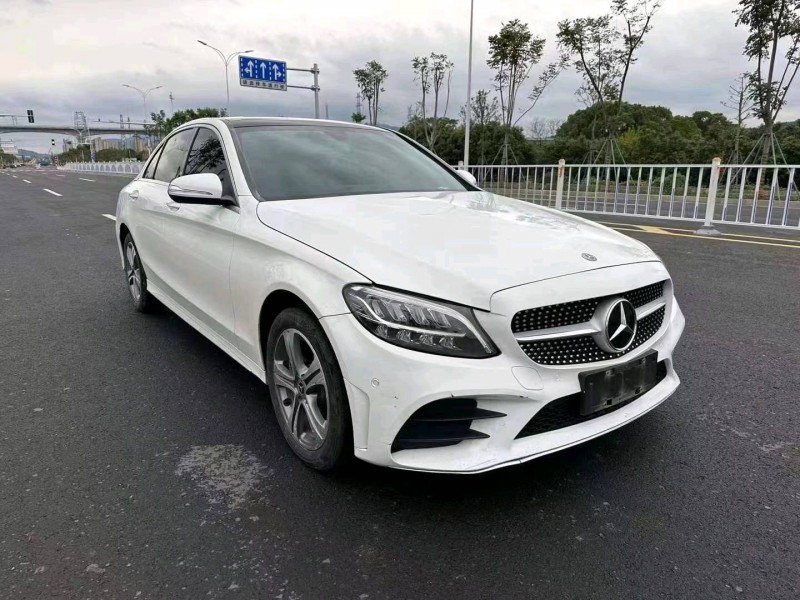 嘉兴19年奔驰C3