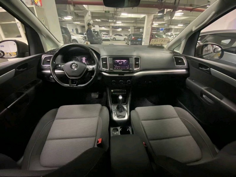 成都18年大众夏朗6