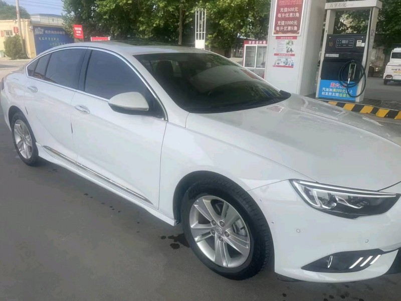 保定19年别克君威2