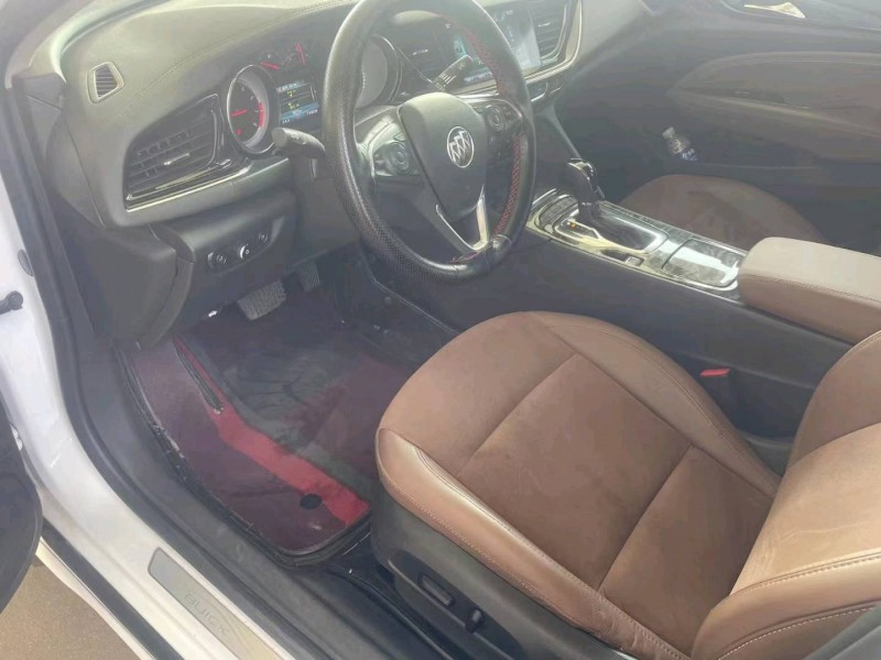 保定19年别克君威4