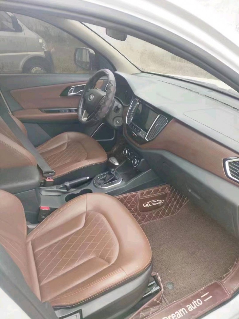 北京19年一汽森雅R75