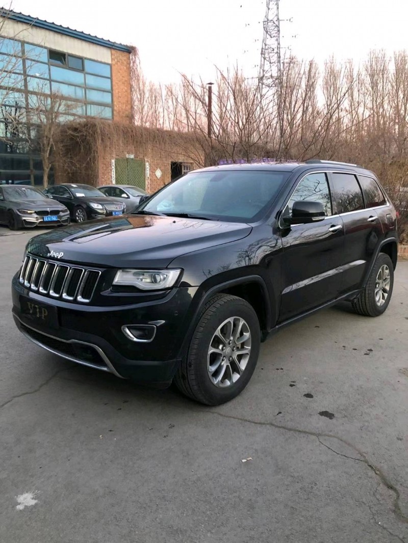 沈阳14年Jeep大切诺基2