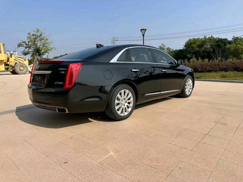 济南17年凯迪拉克XTS8