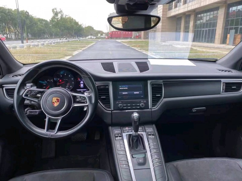 嘉兴17年保时捷Macan3