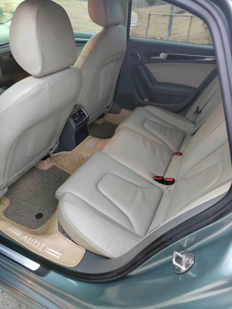 济宁10年奥迪A4L5