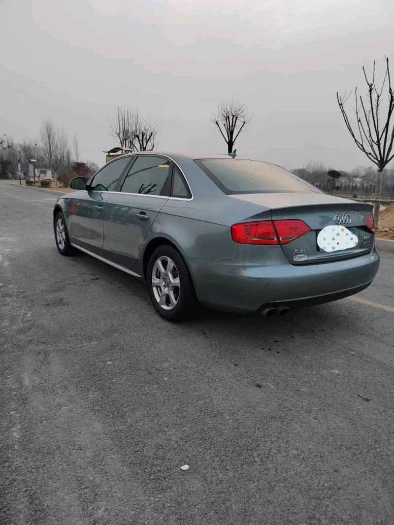 济宁10年奥迪A4L7