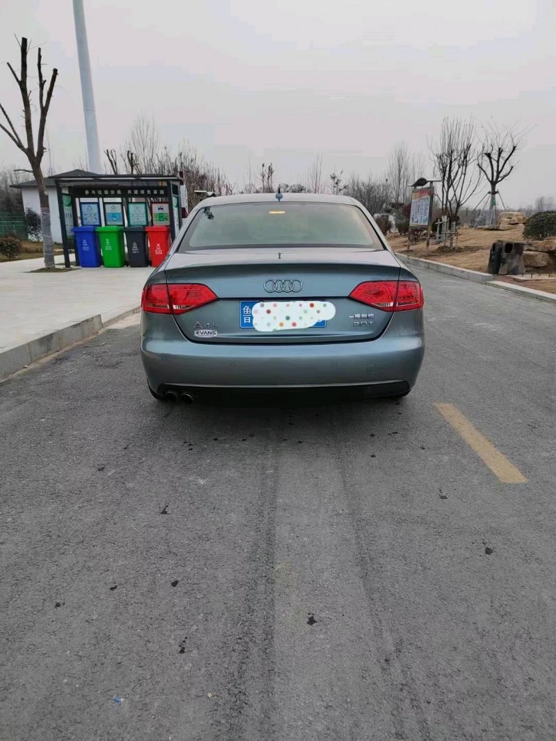 济宁10年奥迪A4L8