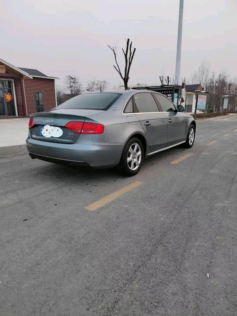 济宁10年奥迪A4L9