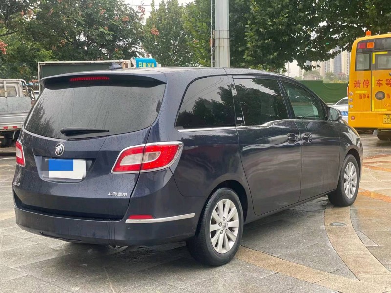 枣庄13年别克GL84