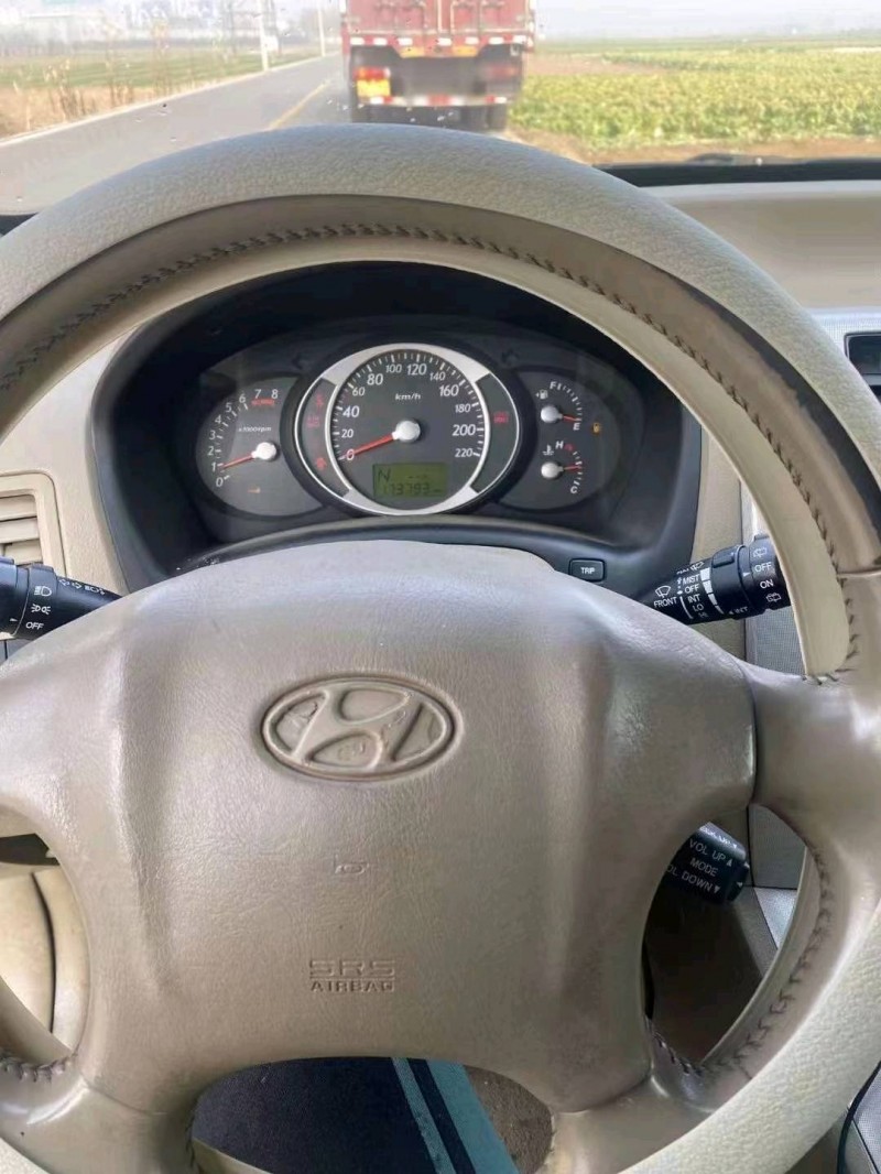 保定14年现代途胜7