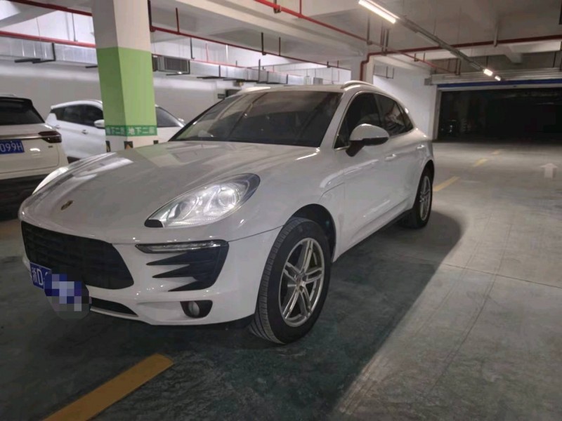 济南15年保时捷Macan8