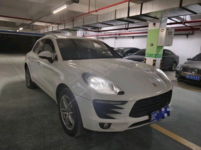 济南15年保时捷Macan3