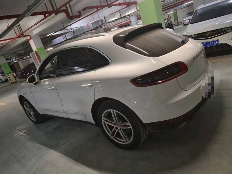 济南15年保时捷Macan2
