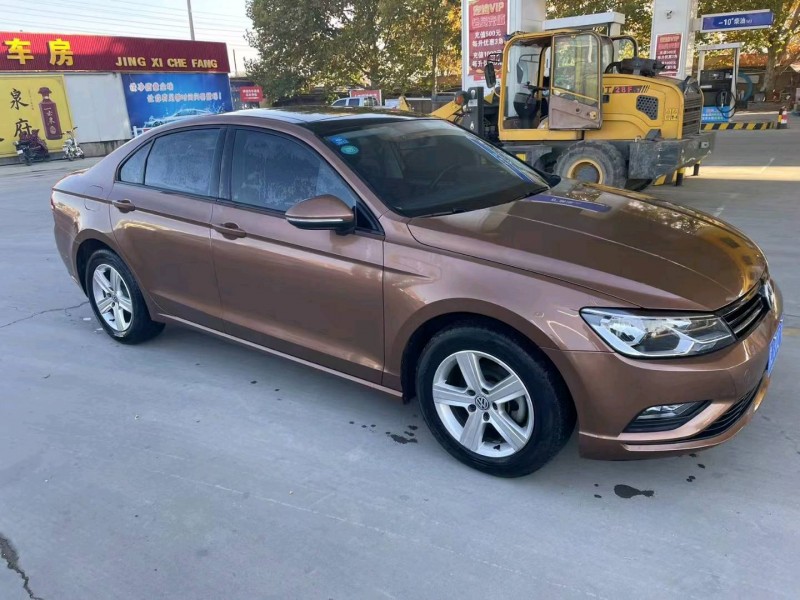 保定18年大众凌渡2