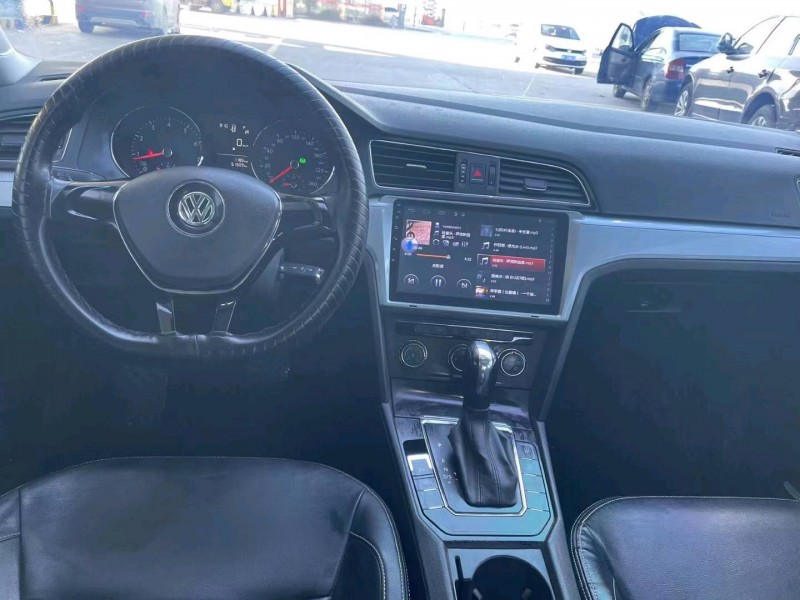 保定18年大众凌渡7