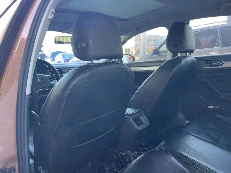 保定18年大众凌渡8