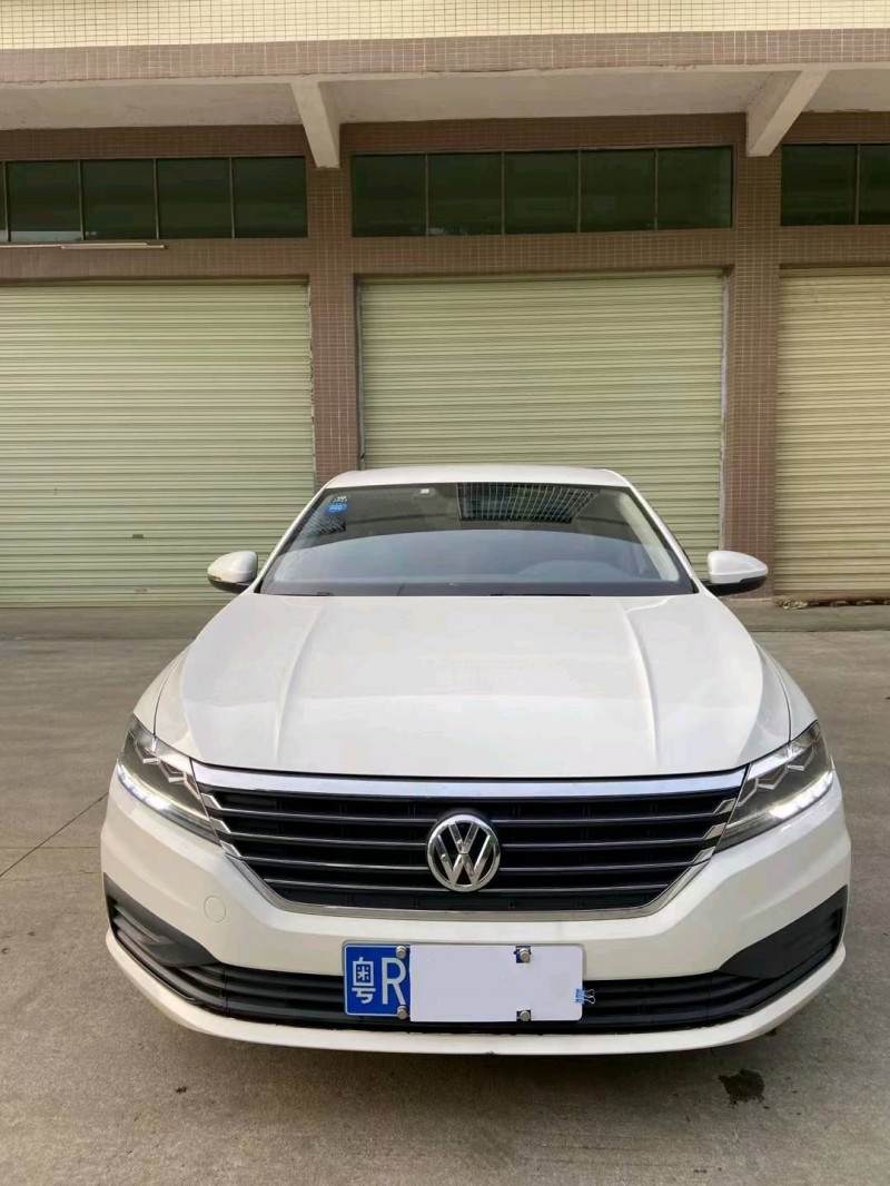 广州19年大众朗逸9