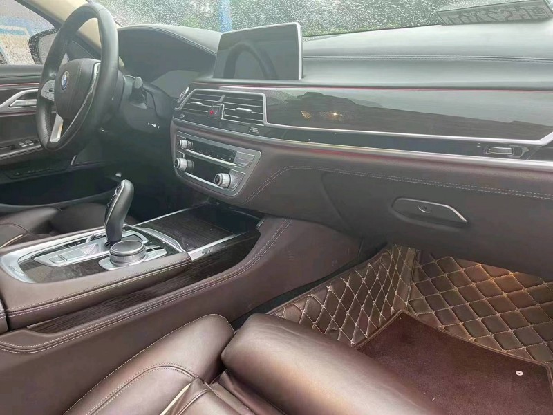 济南20年宝马7系3