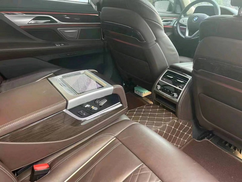 济南20年宝马7系4