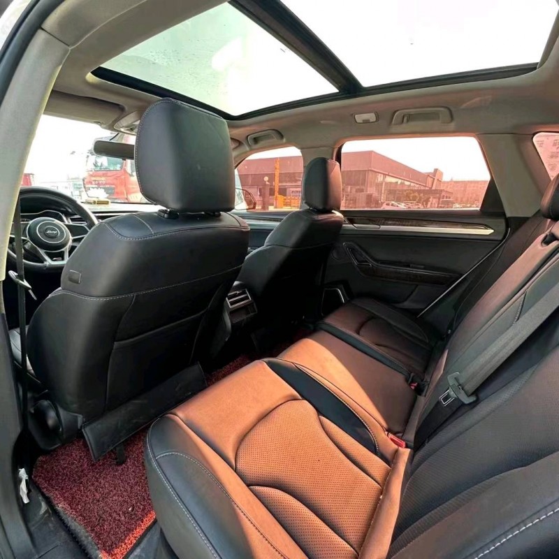 北京18年众泰大迈X74