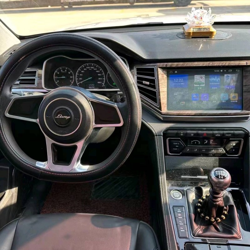 北京18年众泰大迈X77