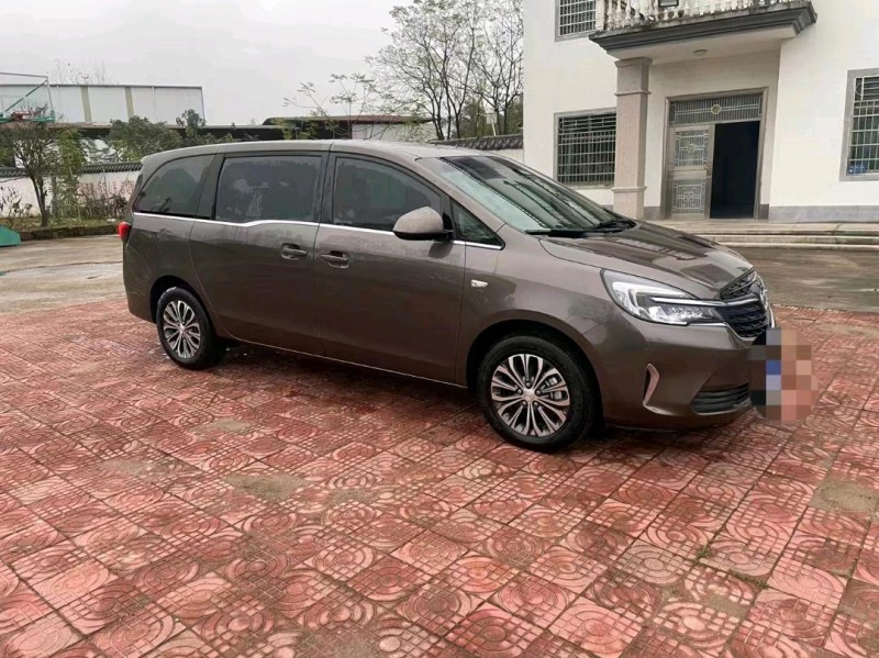 宜春21年别克GL87