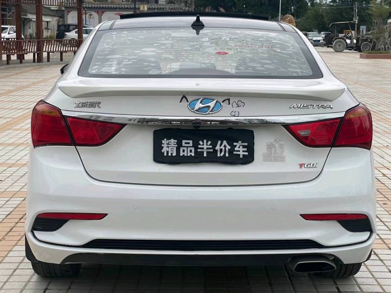 汕头18年现代名图8
