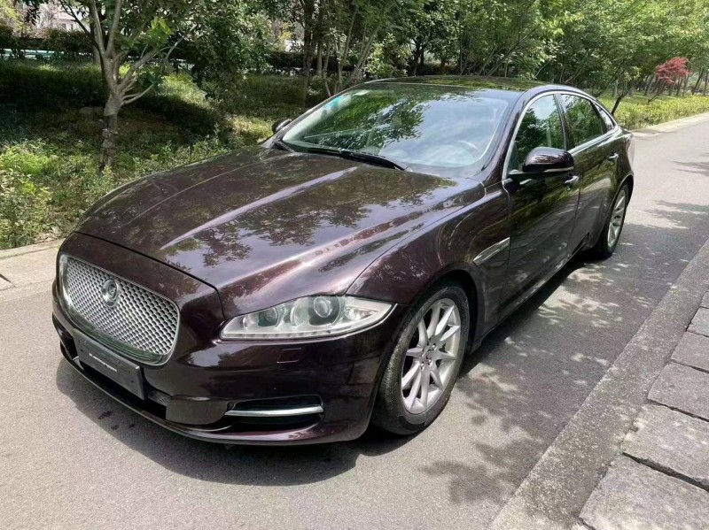 嘉興13年捷豹XJL9