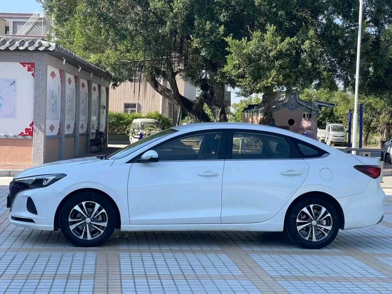 汕头20年长安汽车逸动3