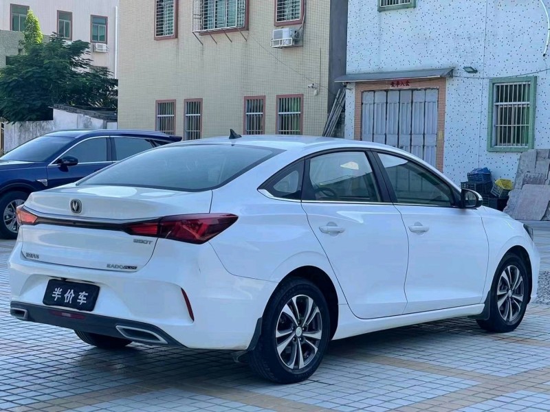 汕头20年长安汽车逸动9