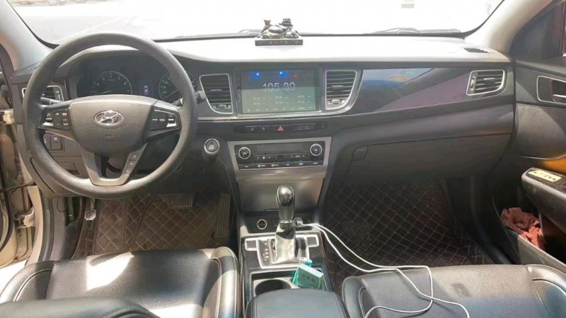 保定15年现代名图9