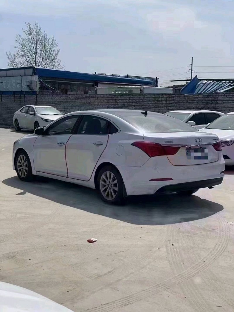 北京15年现代名图4