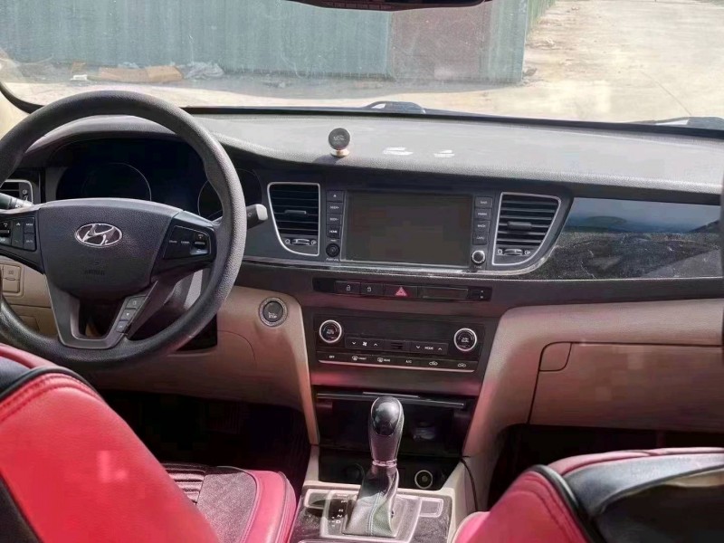 北京15年现代名图8